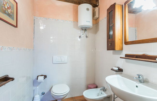 3 bedroom Apartment in Castelnuovo di Val di Cecina with swimming pool and garden - Photo 20