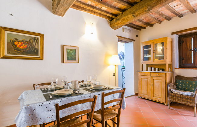 3 bedroom Apartment in Castelnuovo di Val di Cecina with swimming pool and garden - Photo 12