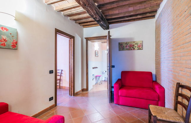 3 bedroom Apartment in Castelnuovo di Val di Cecina with swimming pool and garden - Photo 14