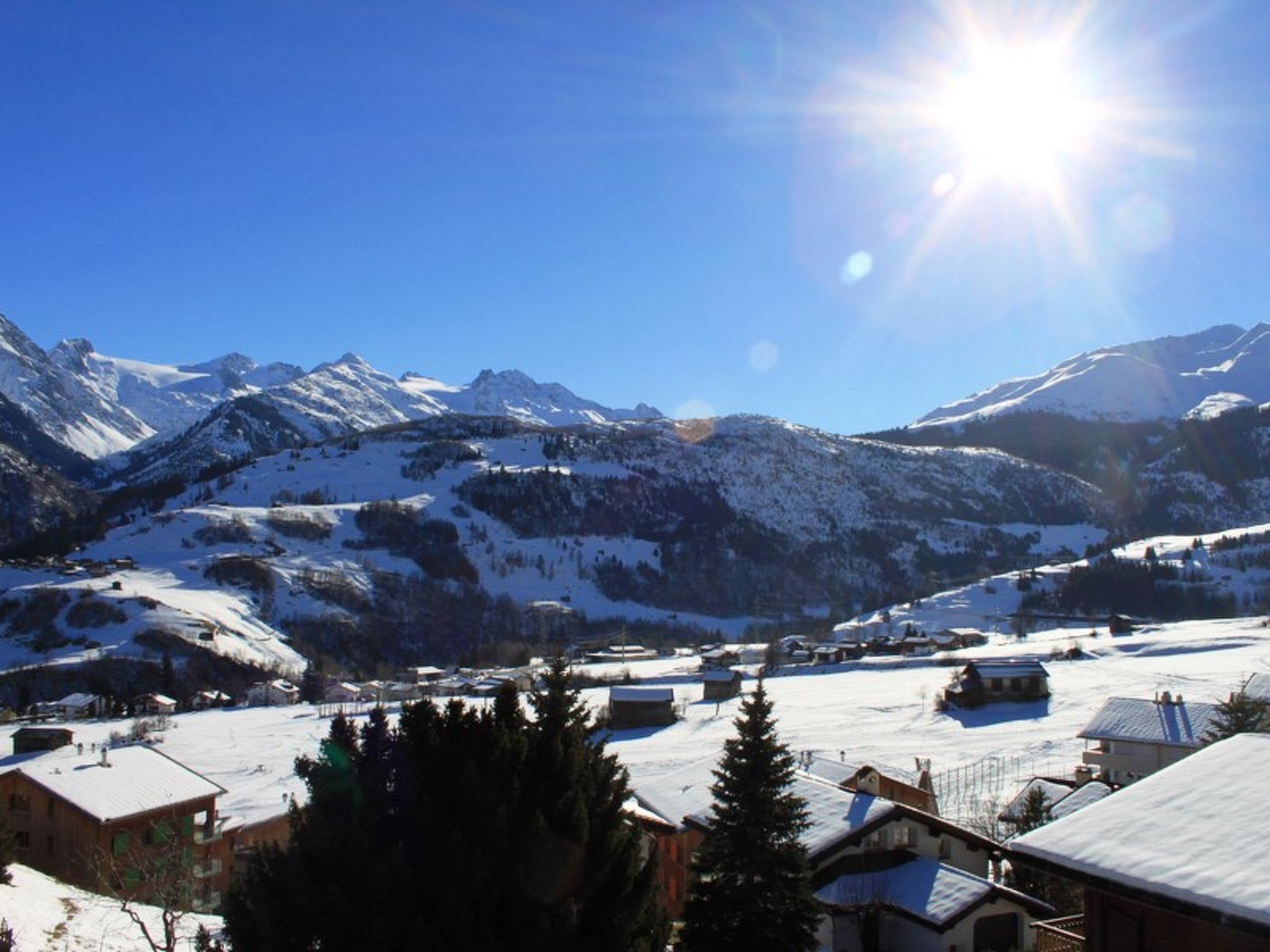 Foto 4 - Apartment mit 1 Schlafzimmer in Disentis/Mustér mit blick auf die berge