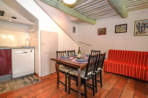 Photo 25 - 2 bedroom House in Robion with private pool and garden