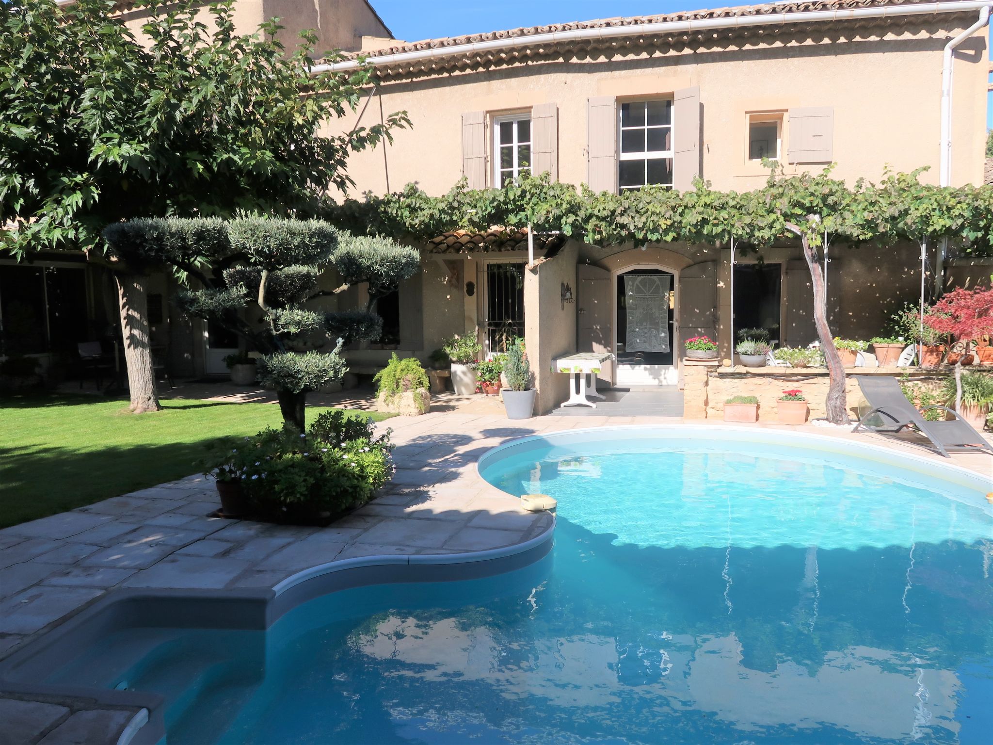 Photo 20 - Maison de 2 chambres à Robion avec piscine privée et terrasse