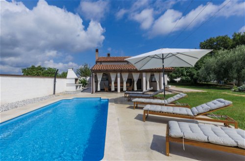 Foto 45 - Casa de 4 quartos em Medulin com piscina privada e vistas do mar