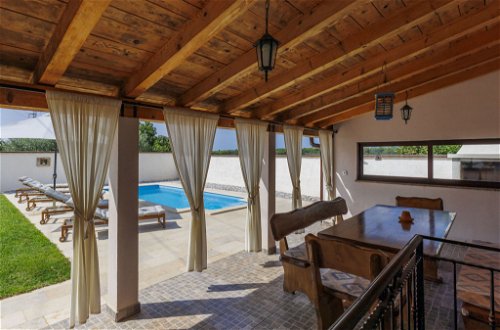 Foto 2 - Casa de 4 habitaciones en Medulin con piscina privada y vistas al mar