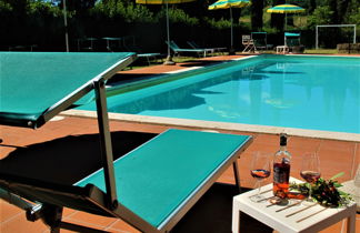 Foto 3 - Apartamento de 2 quartos em San Gimignano com piscina e jardim