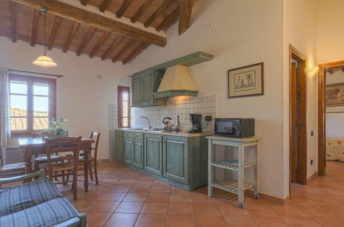 Photo 13 - 1 bedroom Apartment in San Gimignano with swimming pool and garden