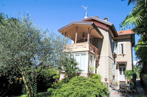 Foto 3 - Appartamento con 3 camere da letto a Castelveccana con giardino e terrazza