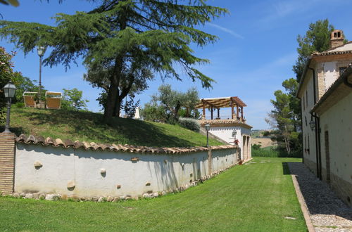 Foto 31 - Casa con 5 camere da letto a Penne con piscina privata e giardino