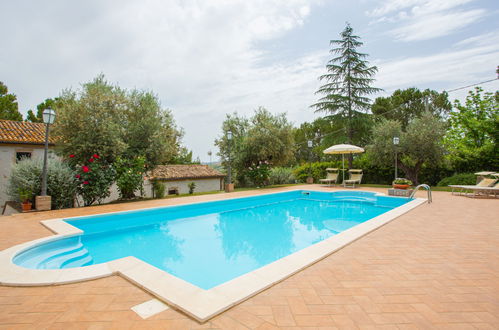 Foto 10 - Casa con 5 camere da letto a Penne con piscina privata e vista sulle montagne