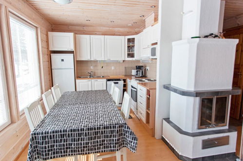 Foto 5 - Haus mit 1 Schlafzimmer in Kolari mit sauna