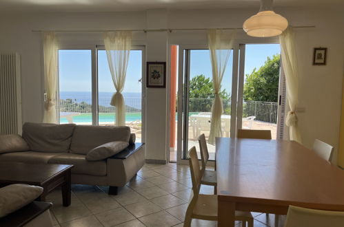 Foto 16 - Casa con 5 camere da letto a Imperia con piscina privata e vista mare