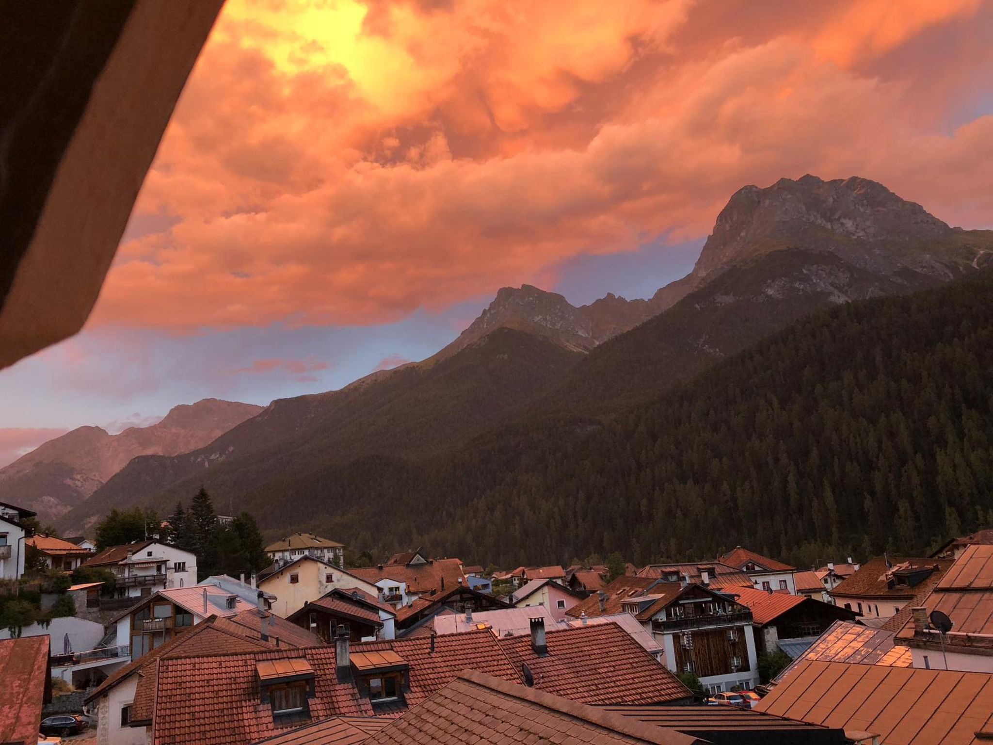 Foto 4 - Apartamento de 2 habitaciones en Scuol con vistas a la montaña