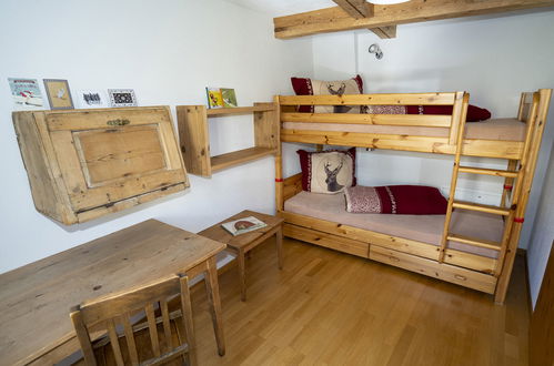 Foto 13 - Appartamento con 2 camere da letto a Scuol