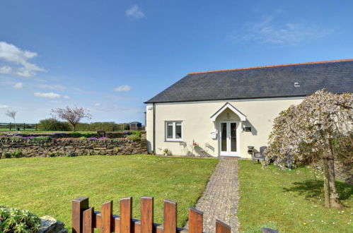 Photo 11 - 1 bedroom House in Padstow with garden and sea view