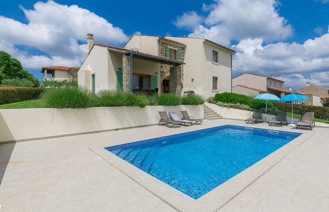 Casa de 5 quartos em Buje com piscina privada e jardim - Foto 34