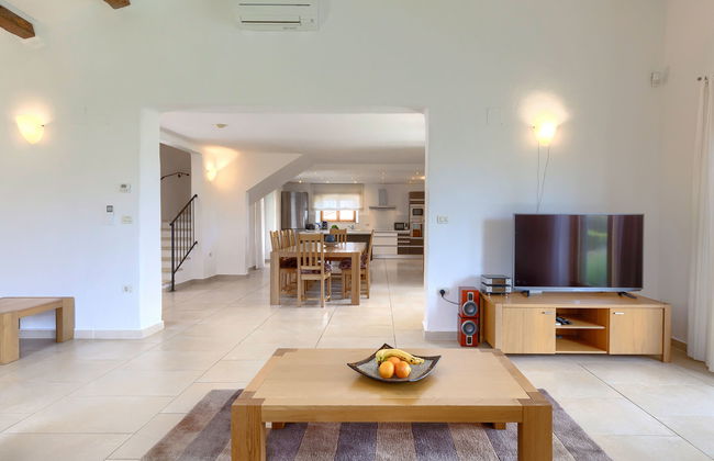 Casa de 5 quartos em Buje com piscina privada e jardim - Foto 7