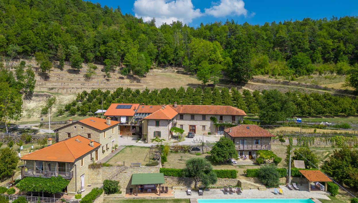 Haus mit 9 Schlafzimmern in Cortemilia mit schwimmbad und garten - Foto 1