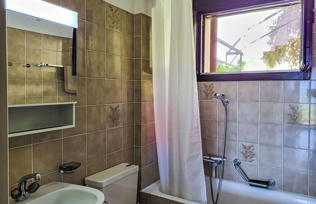 Apartamento de 2 quartos em Cademario com piscina e jardim - Foto 13
