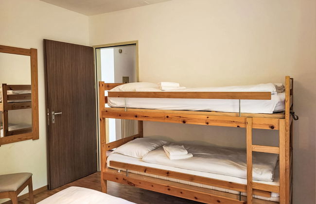 Apartamento de 2 quartos em Cademario com piscina e jardim - Foto 12