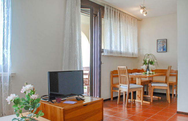 Apartamento de 2 quartos em Cademario com piscina e jardim - Foto 3