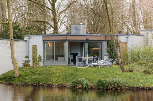 Foto 1 - Casa de 3 quartos em Zeewolde com piscina e terraço