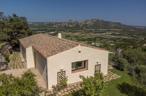 Foto 23 - Casa con 4 camere da letto a Arzachena con giardino e terrazza