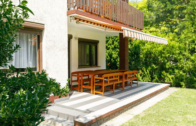 Casa de 8 quartos em Balatonfenyves com jardim e terraço - Foto 2