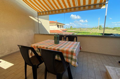 Foto 2 - Appartamento con 1 camera da letto a Rosignano Marittimo con terrazza e vista mare