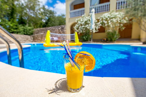 Photo 26 - Maison de 2 chambres à Dobrinj avec piscine et terrasse