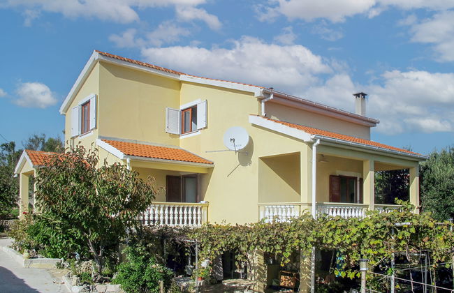 4 bedroom Apartment in Jasenice with garden and terrace - Photo 46