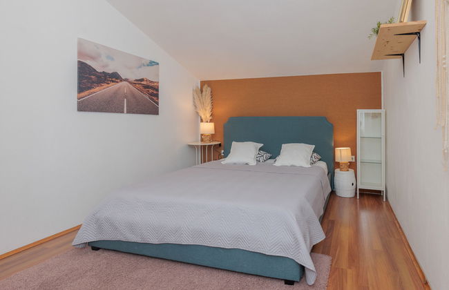 4 bedroom Apartment in Jasenice with garden and terrace - Photo 5