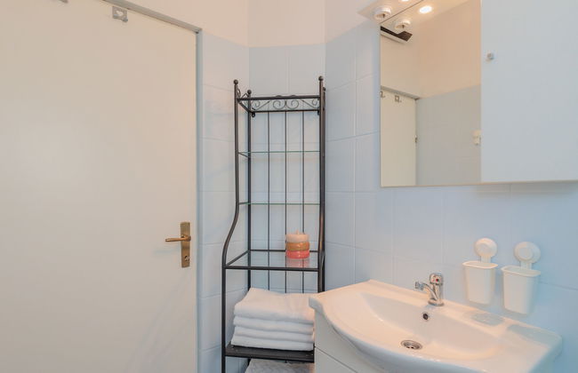 4 bedroom Apartment in Jasenice with garden and terrace - Photo 21