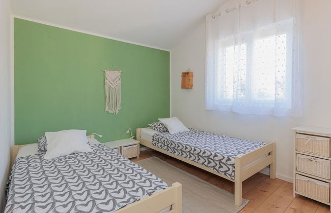 4 bedroom Apartment in Jasenice with garden and terrace - Photo 38