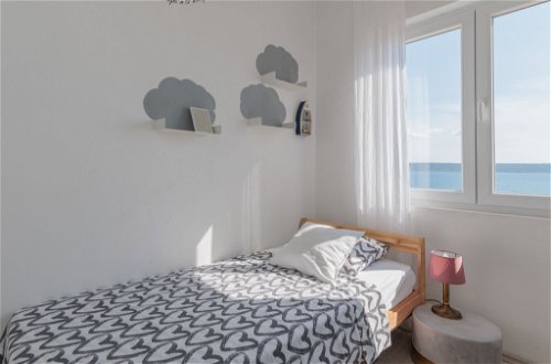 Photo 34 - Appartement de 4 chambres à Jasenice avec terrasse et vues à la mer