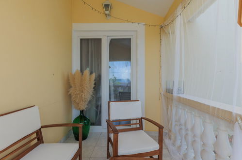 Foto 25 - Appartamento con 4 camere da letto a Jasenice con terrazza e vista mare