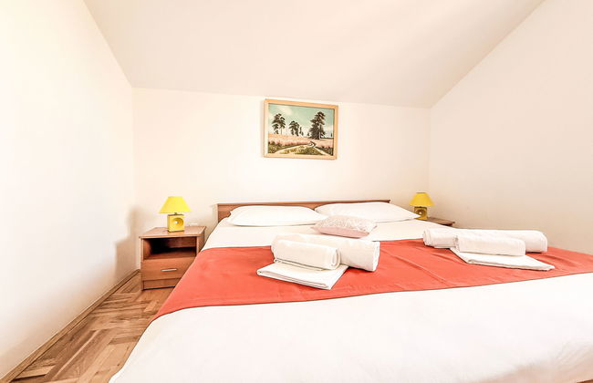 Apartamento de 4 quartos em Jasenice com jardim - Foto 10