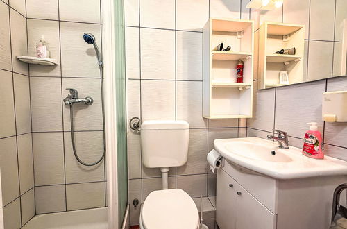Foto 22 - Apartamento de 2 quartos em Jasenice com jardim