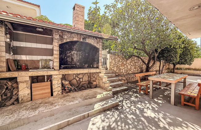 Apartamento de 4 quartos em Jasenice com jardim - Foto 29