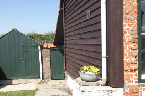 Photo 22 - Maison de 2 chambres à Schoondijke avec jardin et terrasse