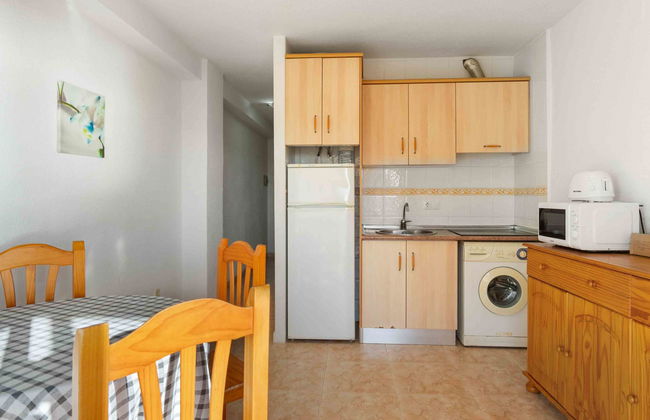 Apartamento de 2 quartos em Torrevieja com jardim e terraço - Foto 9