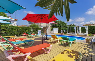 Photo 1 - Apartment in Umag with swimming pool and garden