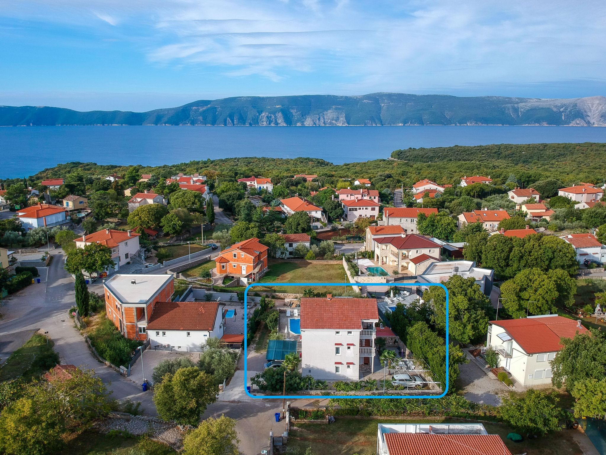 Foto 3 - Apartamento de 2 habitaciones en Krk con piscina y vistas al mar