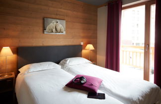 Foto 3 - Appartamento con 4 camere da letto a Les Belleville con vista sulle montagne