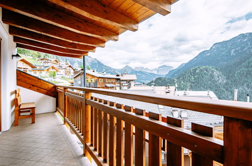 Photo 26 - Maison de 9 chambres à San Giovanni di Fassa-Sèn Jan avec vues sur la montagne