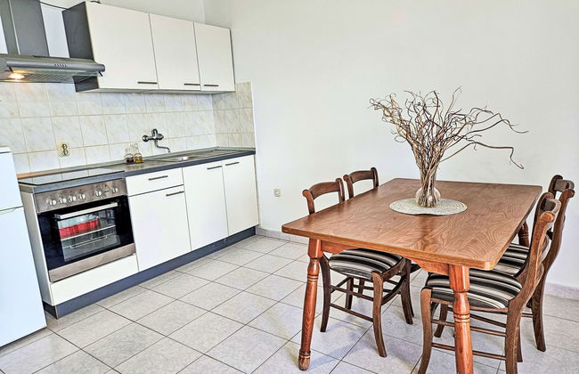 Apartamento de 2 quartos em Blato com terraço - Foto 10