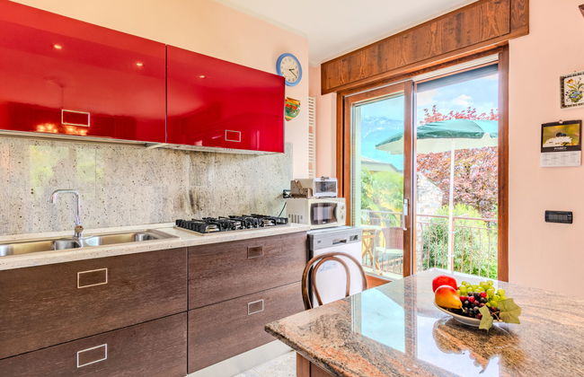 Apartamento de 3 quartos em Gera Lario com jardim - Foto 7