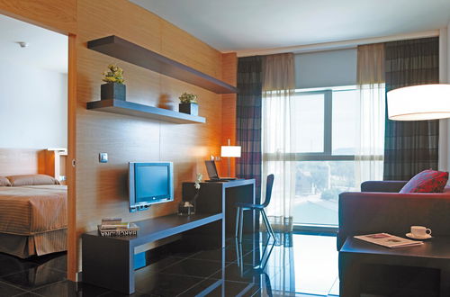 Photo 7 - Hesperia Fira Apartments