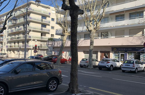 Foto 2 - Appartamento con 2 camere da letto a Arcachon con terrazza e vista mare