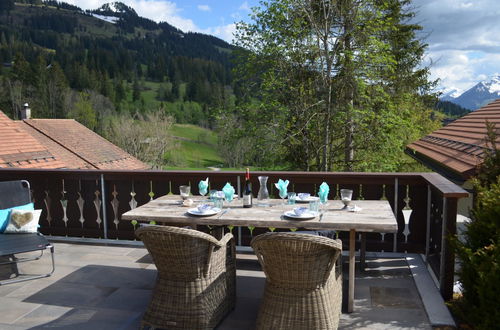 Photo 15 - 3 bedroom Apartment in Saanen