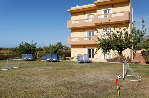 Photo 5 - Danelis Apartments